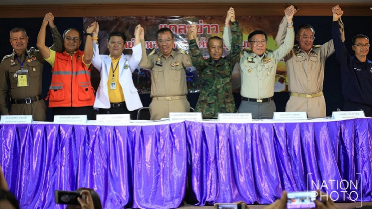 ผู้ว่าฯ ณรงค์ศักดิ์ แถลงปิด ศอร. ผู้ว่าฯ ณรงค์ศักดิ์ แถลงปิด ศอร.