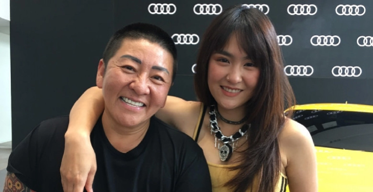 'ป๋าต๊อบ' แพลนแต่ง 'ปีใหม่' รอบ2 ที่หัวหิน 'ป๋าต๊อบ' แพลนแต่ง 'ปีใหม่' รอบ2 ที่หัวหิน