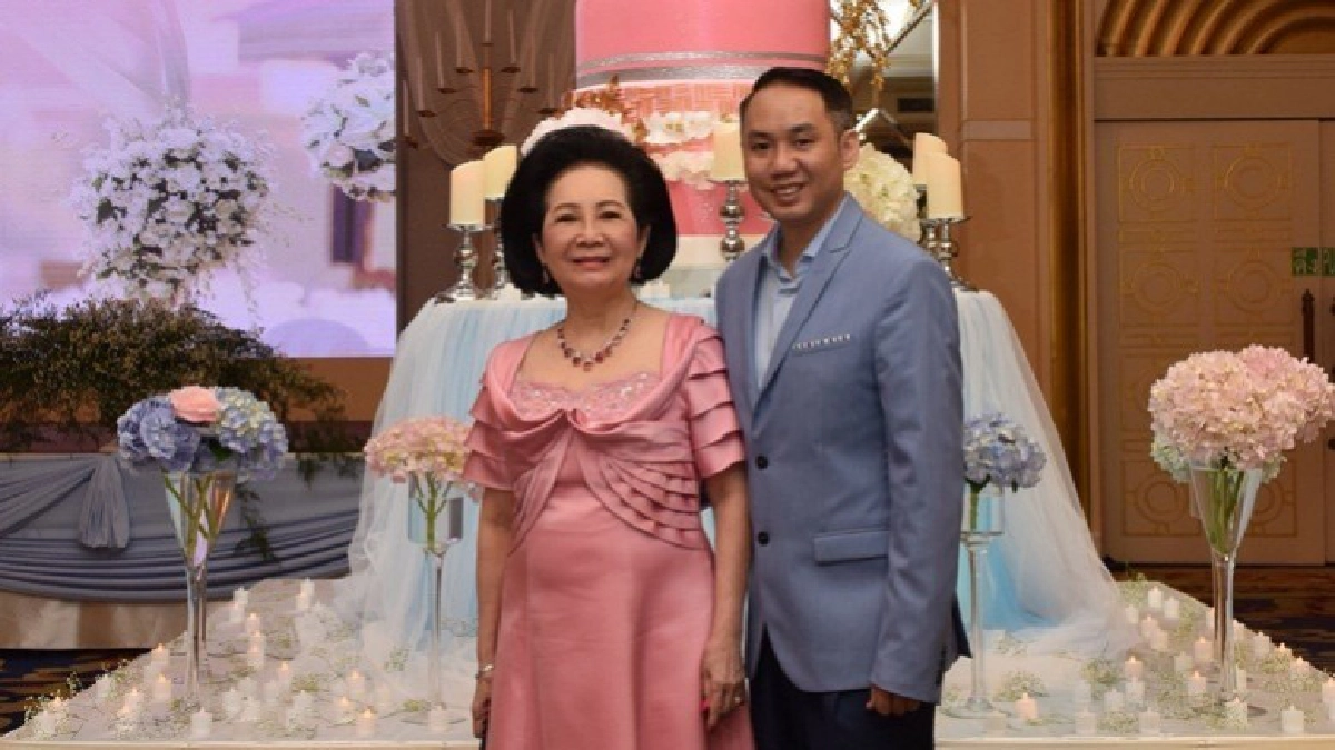 คุณหญิงแม่ปลื้มสุดๆ