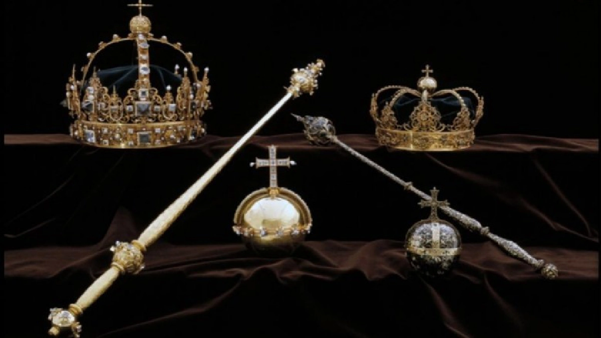 สวีเดนพลิกแผ่นดินล่า!โจรขโมยมงกุฎราชวงศ์ลงเรือหนี สวีเดนพลิกแผ่นดินล่า!โจรขโมยมงกุฎราชวงศ์ลงเรือหนี