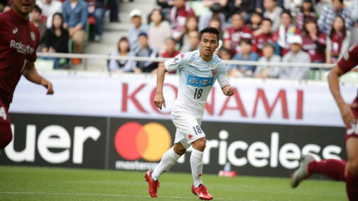 ย้อนชมลูกยิงที่4ของ"ชนาธิป"ในศึกเจลีก (คลิป) ย้อนชมลูกยิงที่4ของ"ชนาธิป"ในศึกเจลีก (คลิป)