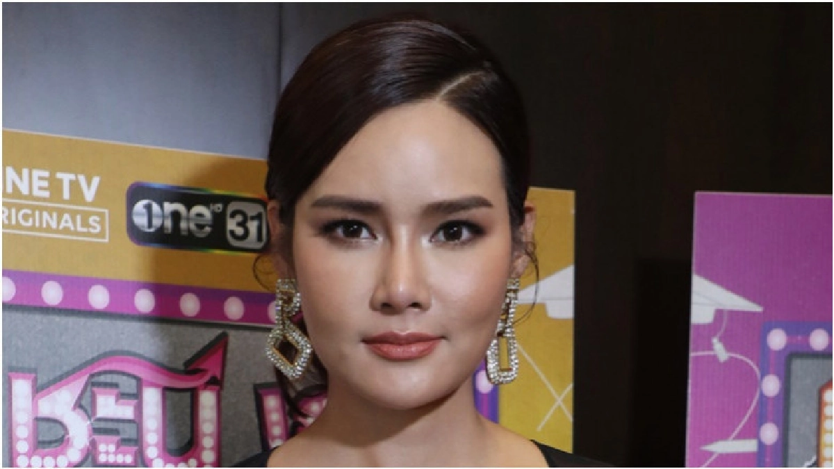 "หญิง" รับติดแฟนหนักมาก "หญิง" รับติดแฟนหนักมาก