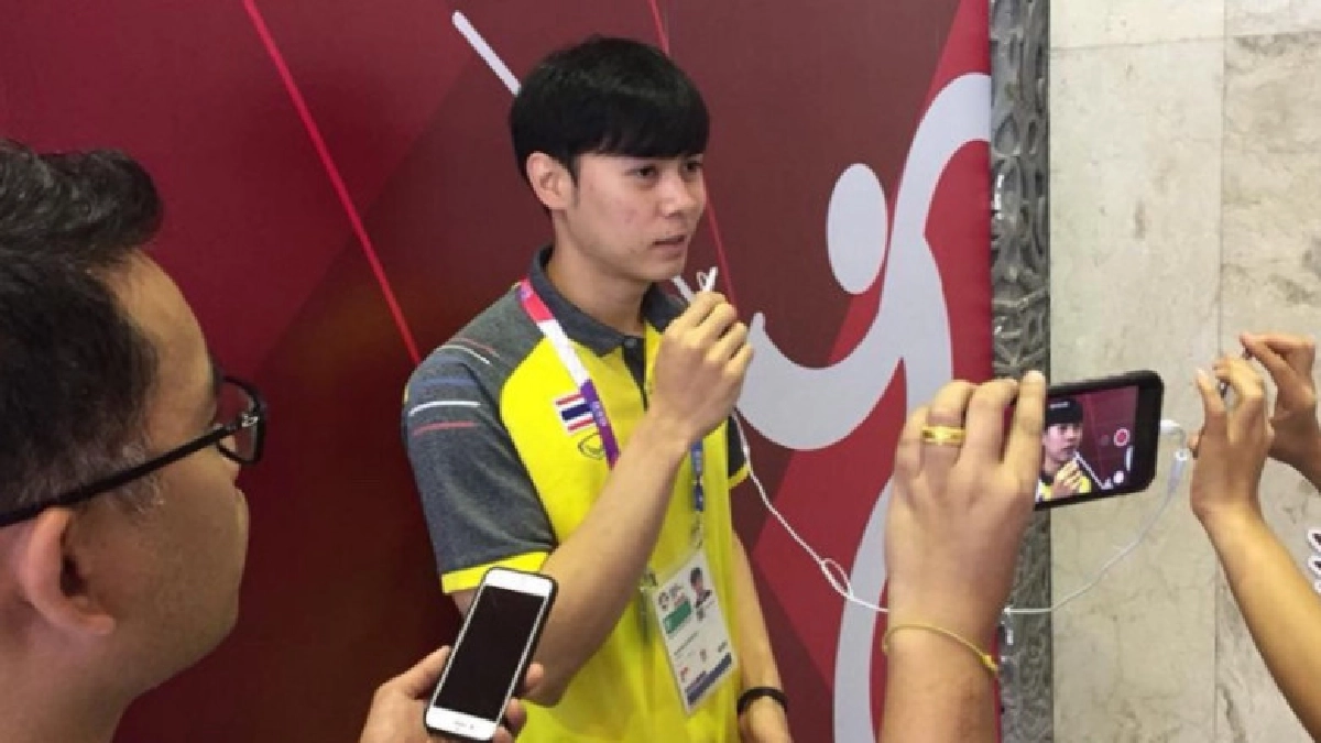 ฟันดาบถูก ผจก.เปลี่ยนชื่อกลางอากาศ