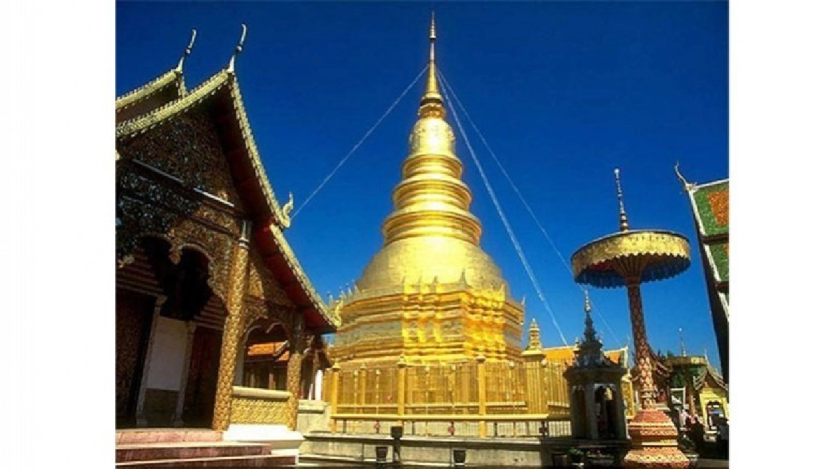 ประเพณี "สลากย้อมเมืองลำพูน" ประเพณี "สลากย้อมเมืองลำพูน"