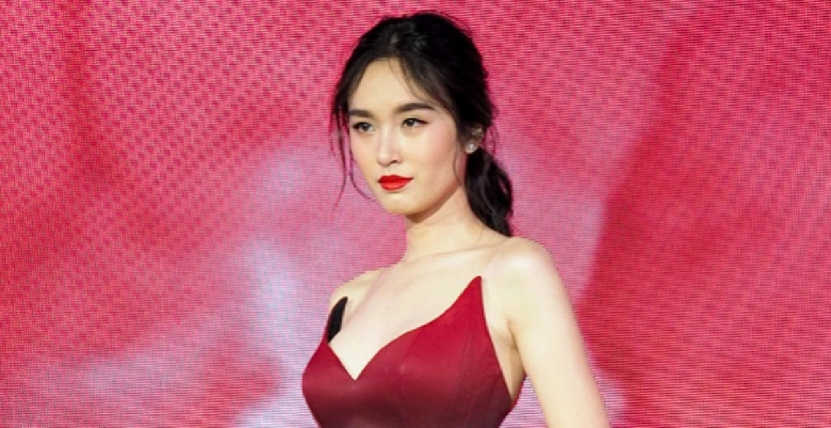 พันล้านวิวใน 21 วัน หนังบู๊ที่ครั้งแรกของ 'ปอย-ตรีชฎา' พันล้านวิวใน 21 วัน หนังบู๊ที่ครั้งแรกของ 'ปอย-ตรีชฎา'