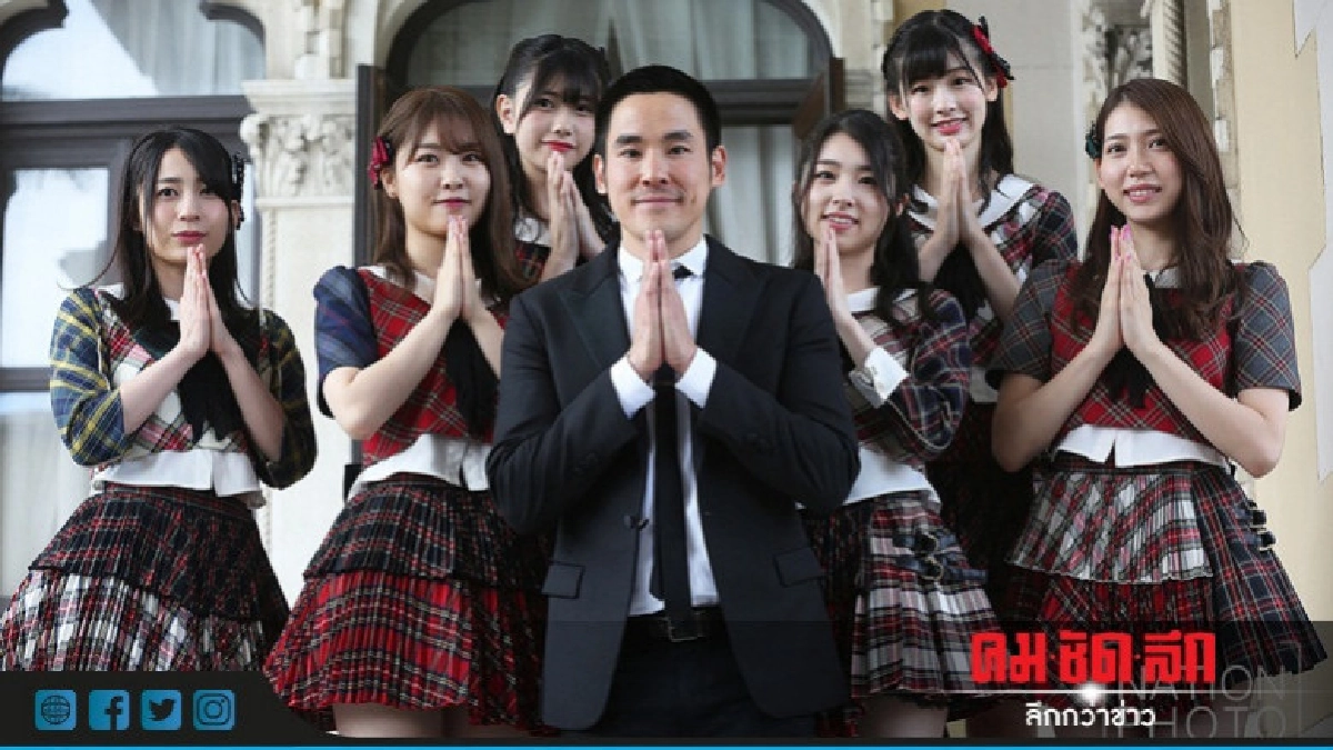 "AKB 48" พบ "บิ๊กตู่" เต้นโชว์ "Koisuri fortune cookie" "AKB 48" พบ "บิ๊กตู่" เต้นโชว์ "Koisuri fortune cookie"