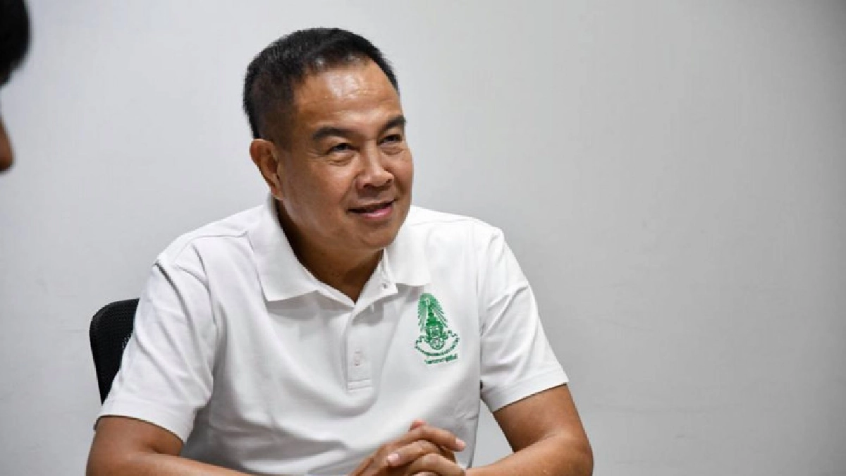 4 แข้งนอกลุ้นเตะเกมอำลา"สินทวีชัย" 4 แข้งนอกลุ้นเตะเกมอำลา"สินทวีชัย"