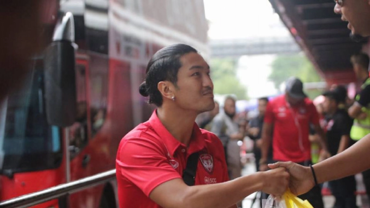 แฟนคืนเสื้อเทโรให้"อดิศร"หลังประกาศขายในเว็บไซด์