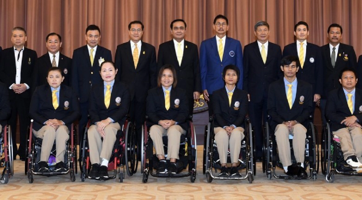 "บิ๊กตู่" เชียร์ทัพพิการไทยลุยเอเชี่ยนพาราเกมส์ "บิ๊กตู่" เชียร์ทัพพิการไทยลุยเอเชี่ยนพาราเกมส์