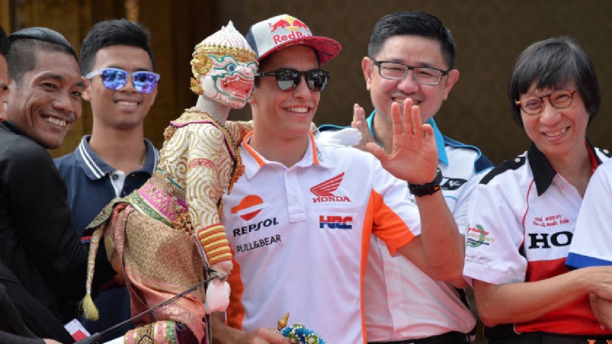 "มาร์ค มาร์เกซ" ประทับใจเมืองไทย "มาร์ค มาร์เกซ" ประทับใจเมืองไทย