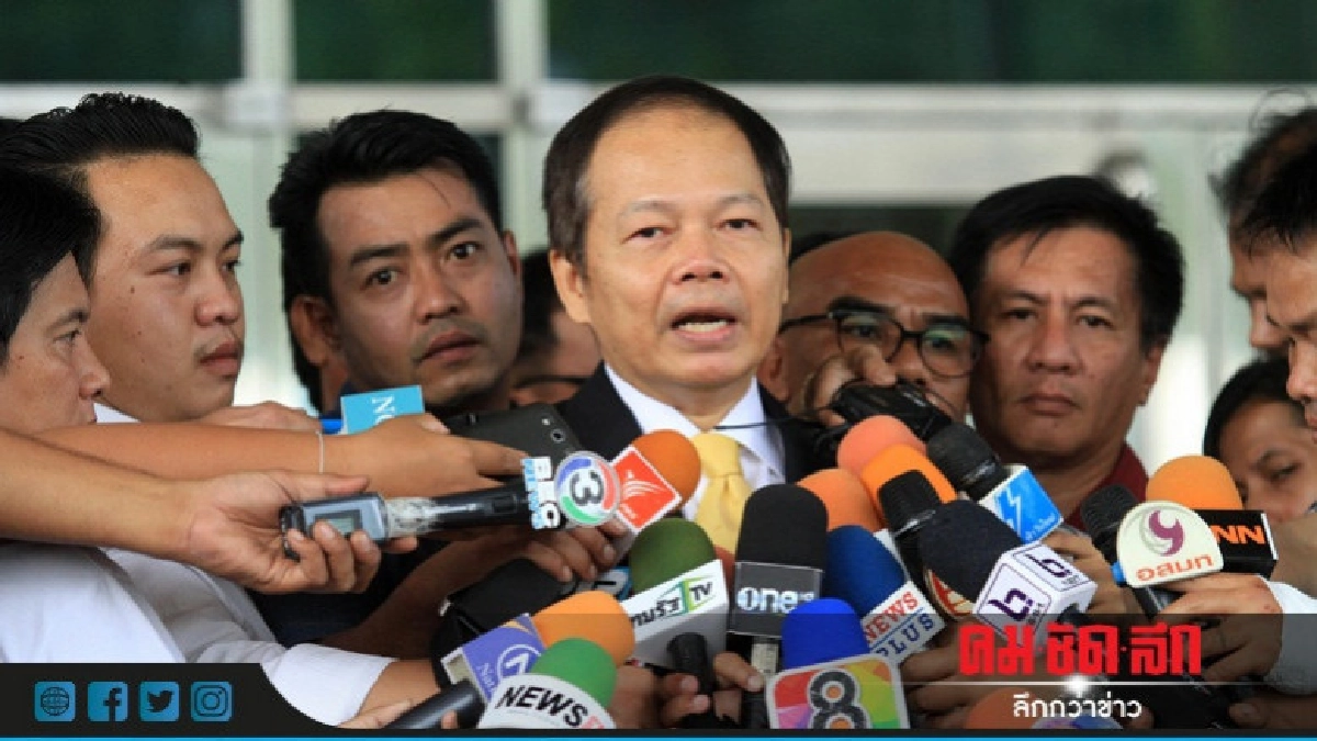 "นพดล" ไม่รู้ "ทักษิณ" บินฮ่องกง