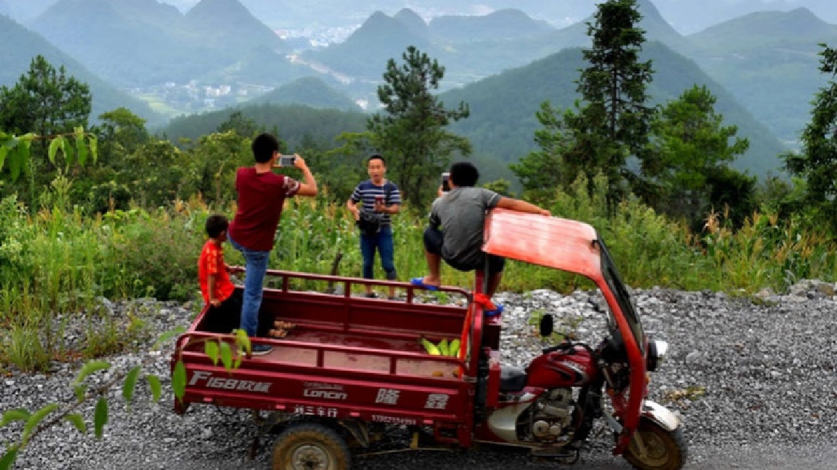 เปิดร้านออนไลน์-ไลฟ์จากไร่สร้างรายได้เกษตรกรจีน 