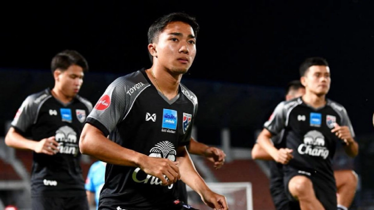 "ชนาธิป-ธีราทร"ยันใส่เต็มที่เพื่อ"สินทวีชัย" "ชนาธิป-ธีราทร"ยันใส่เต็มที่เพื่อ"สินทวีชัย"