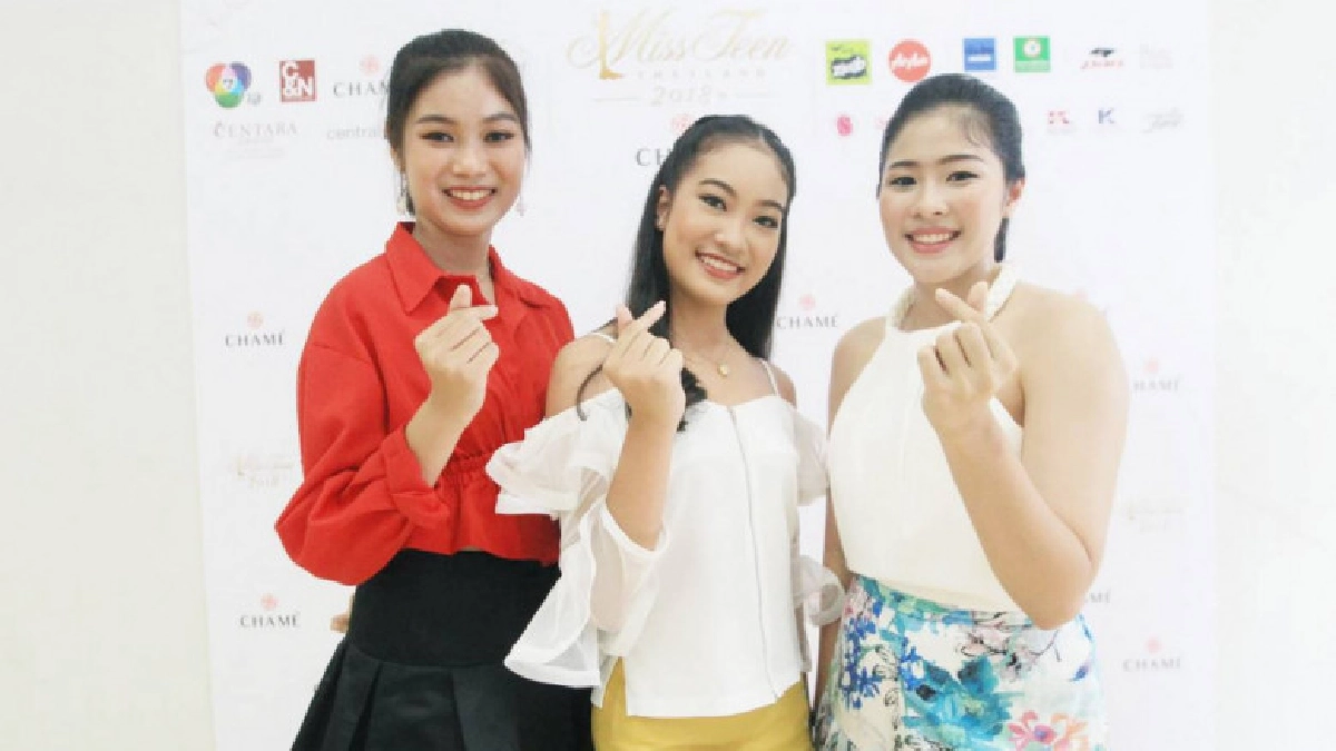 สาวน้อยนักกีฬา "จ้าจีน-มิ้ว-ขนุน" สาวน้อยนักกีฬา "จ้าจีน-มิ้ว-ขนุน"