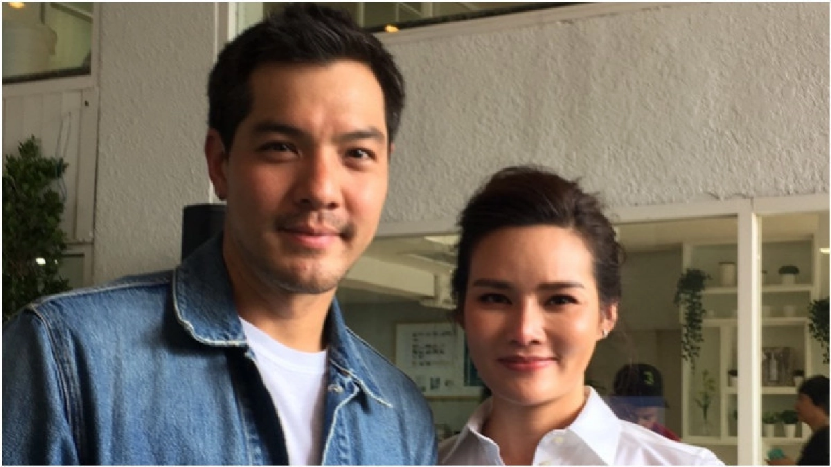 ' หญิง' แย้มหมอดูบอกมีเกณฑ์แต่งปีหน้า ' หญิง' แย้มหมอดูบอกมีเกณฑ์แต่งปีหน้า