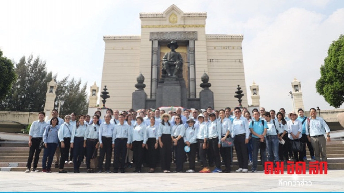 "สุเทพ"นำทัพ รปช.เดินคาราวะแผ่นดิน "สุเทพ"นำทัพ รปช.เดินคาราวะแผ่นดิน