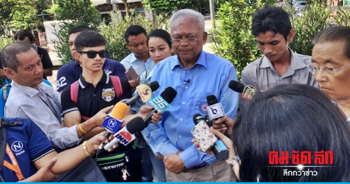 "สุเทพ" ลุยเยาวราช รับสมัครสมาชิกพรรค 