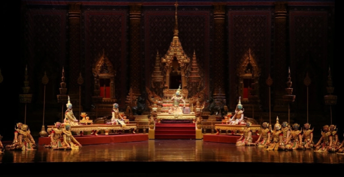 การแสดงโขน 'ตอน พิเภกสวามิภักดิ์'  ที่คู่ควรดู