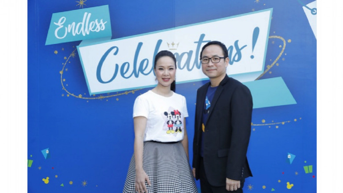 งานฉลองครบรอบ 90 ปี มิคกี้ เม้าส์ สุดอลังการ งานฉลองครบรอบ 90 ปี มิคกี้ เม้าส์ สุดอลังการ