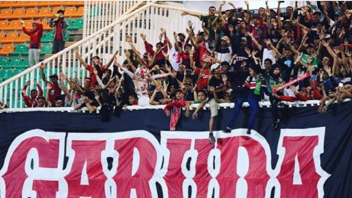 แฟนบอลอิเหนาเตรียมบุกกดดันแข้ง"ไทย"ติดขอบสนามกว่า4,000คน 