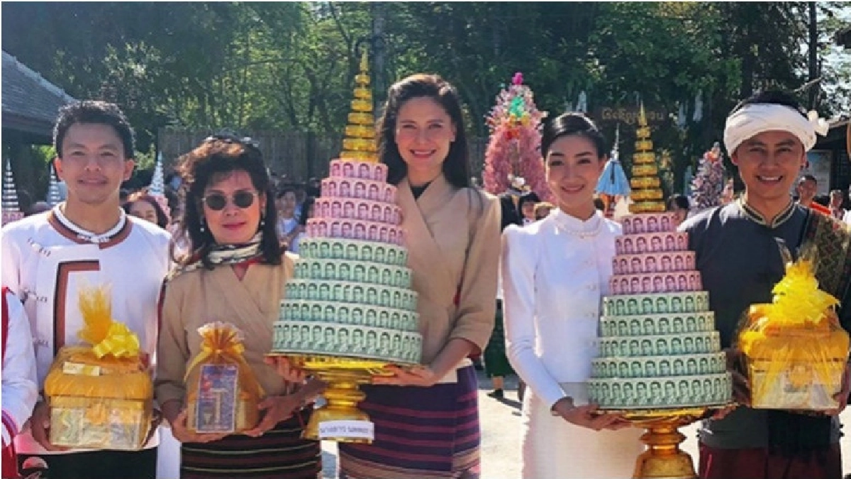 คนบันเทิง ร่วมทำบุญที่เชียงราย คนบันเทิง ร่วมทำบุญที่เชียงราย