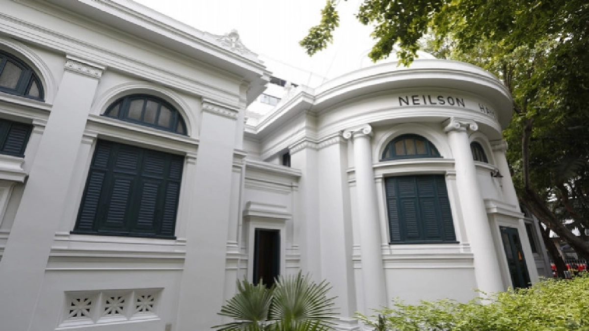 เปิด "หอสมุดเนียลสัน เฮส์" หลังการบูรณะใหญ่