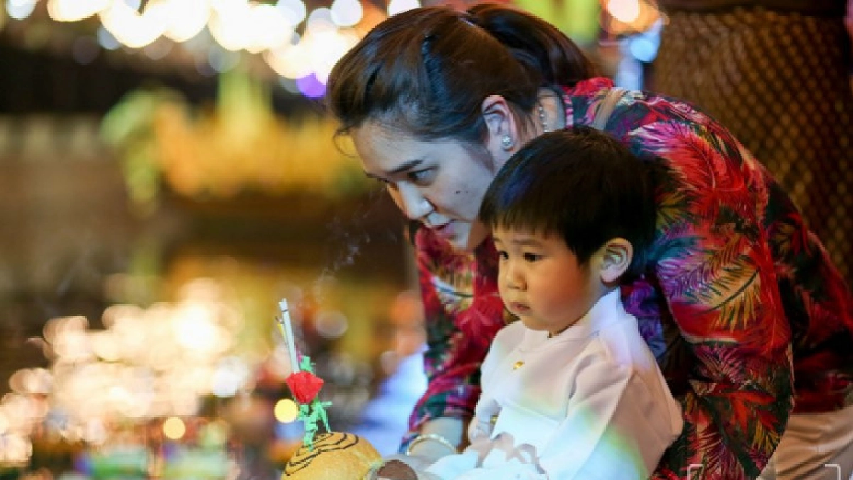 (ภาพชุด) กทม.จัดลอยกระทงคลองโอ่งอ่าง (ภาพชุด) กทม.จัดลอยกระทงคลองโอ่งอ่าง