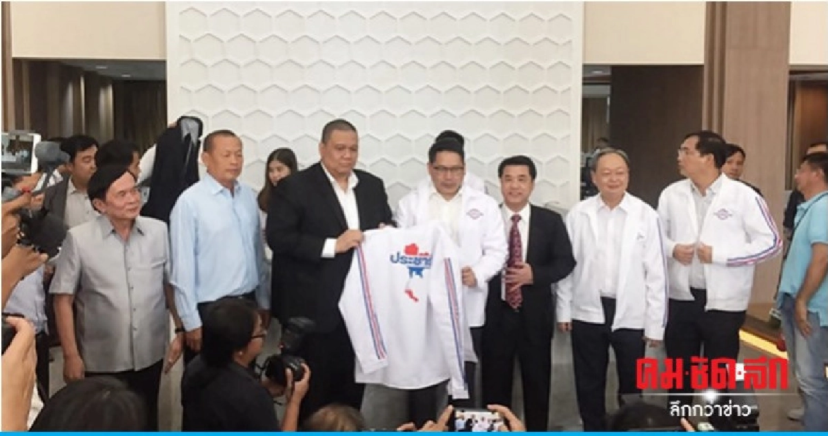 ทีมกำแพงเพชร ซบ พชปร. ทีมกำแพงเพชร ซบ พชปร.