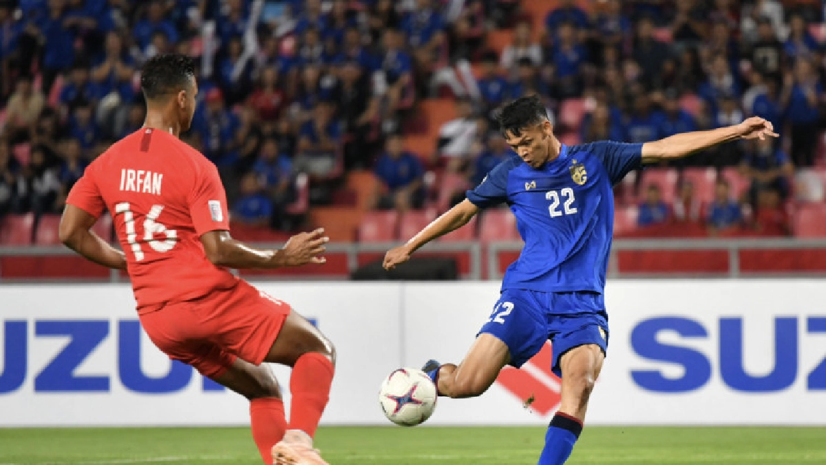 ช้างศึกไล่อัดลอดช่อง 3-0 ซิวแชมป์กลุ่ม ช้างศึกไล่อัดลอดช่อง 3-0 ซิวแชมป์กลุ่ม