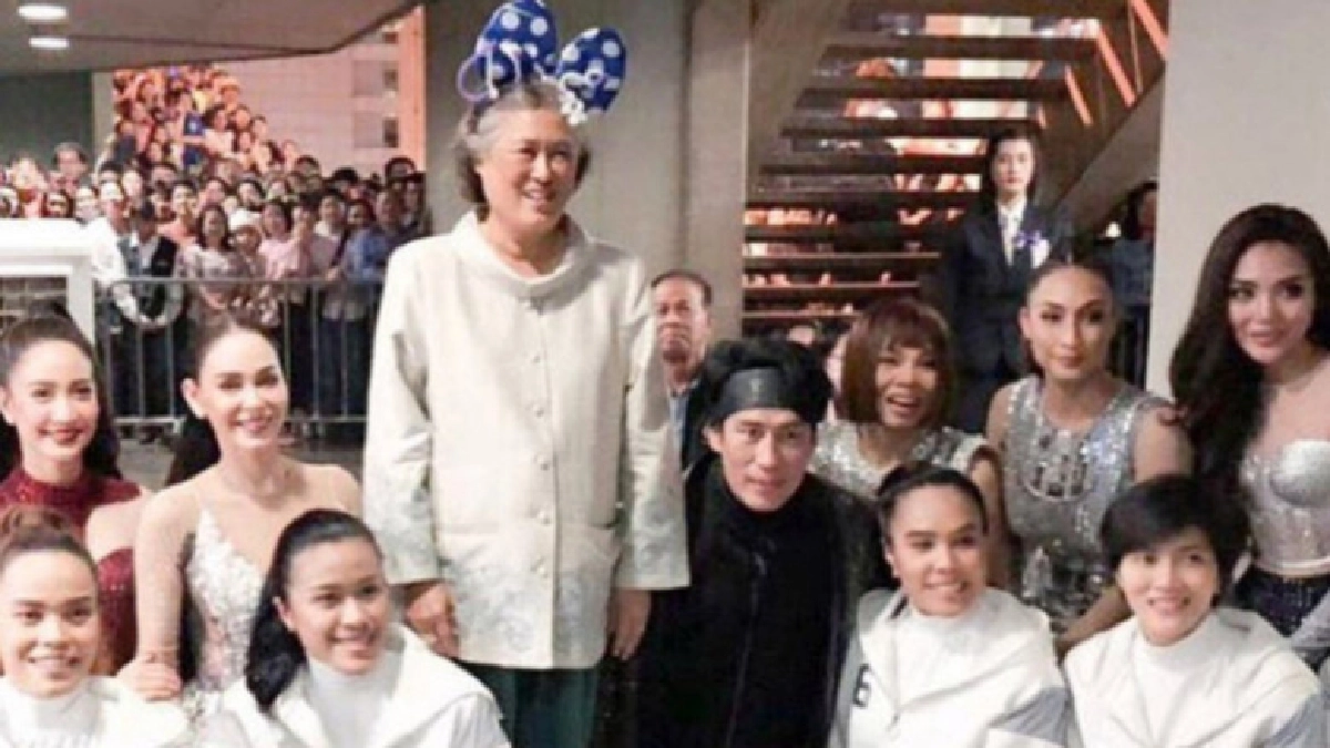 สมเด็จพระเทพฯ ทอดพระเนตรคอนเสิร์ตแบบเบิร์ดเบิร์ด 