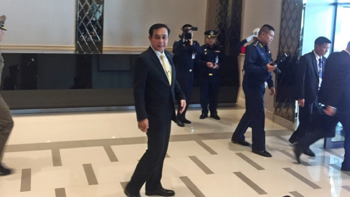 นายกฯ ถึงไทย ถามสื่อดูแลบ้านเมืองดีหรือไม่ นายกฯ ถึงไทย ถามสื่อดูแลบ้านเมืองดีหรือไม่