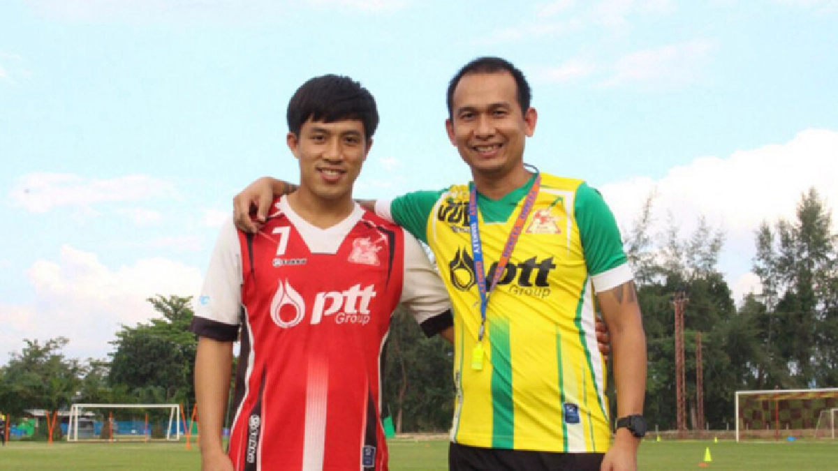 รายที่ 3 พลังเพลิงคว้า 'ถิรายุ บรรหาร' แนวรุกขอนแก่นร่วมทัพ รายที่ 3 พลังเพลิงคว้า 'ถิรายุ บรรหาร' แนวรุกขอนแก่นร่วมทัพ