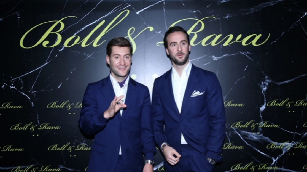 หนุ่มๆ ดี๊ด๊า สัมผัสแฟชั่นหรูหราจากฝรั่งเศส