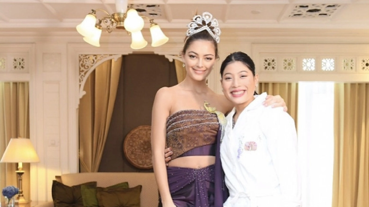 พระองค์หญิงสิริวัณณวรีฯ ประทานชุดไหมไทยแก่นางงามจักรวาล