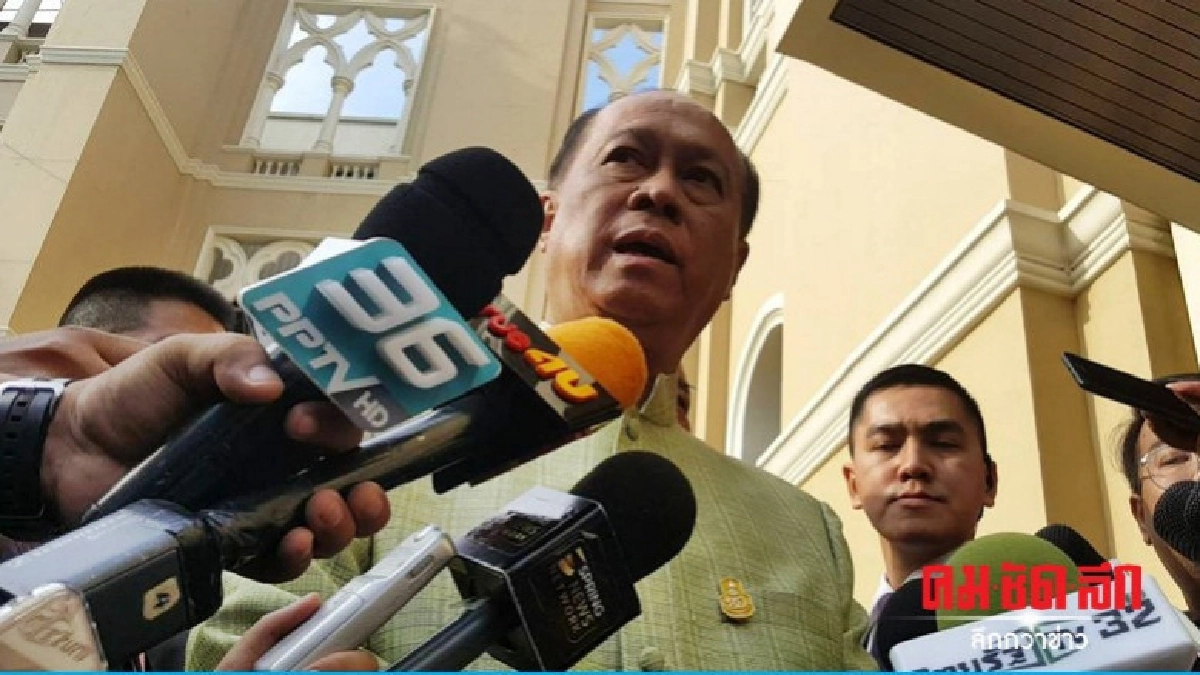"อนุพงษ์" สั่งคุมเข้มลดอุบัติเหตุปีใหม่ "อนุพงษ์" สั่งคุมเข้มลดอุบัติเหตุปีใหม่