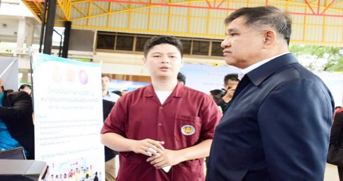 การันตีจบอาชีวศึกษามีงานทำทุกคน การันตีจบอาชีวศึกษามีงานทำทุกคน