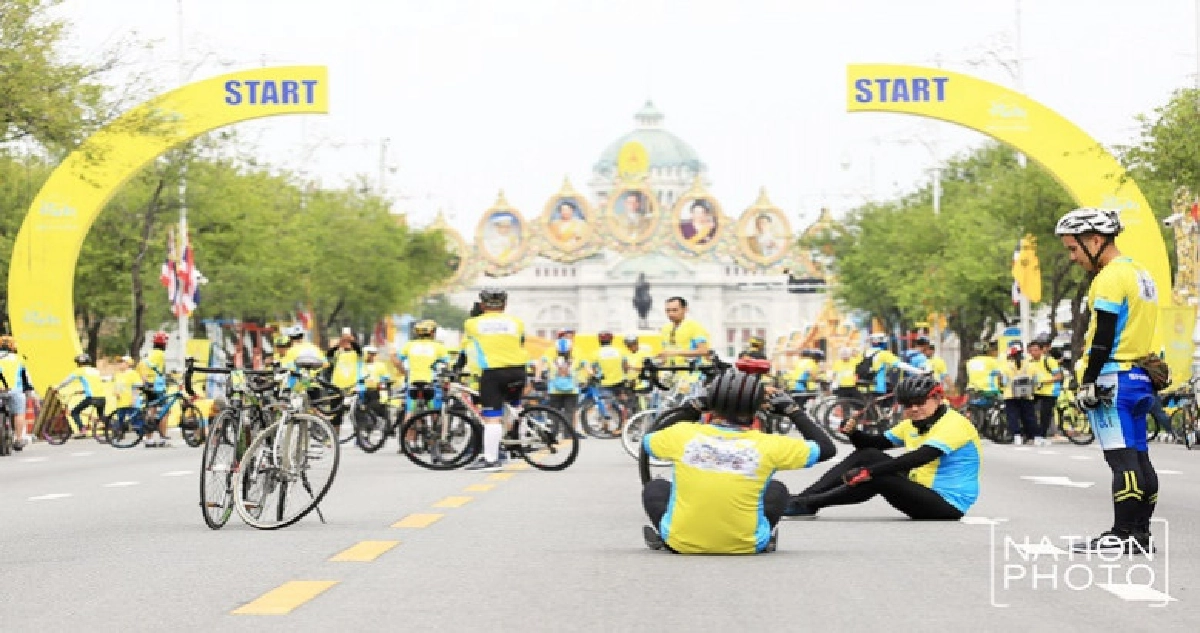นักปั่นอุ่นไอรักคึกคักร่วมเช็คอินแต่เช้า นักปั่นอุ่นไอรักคึกคักร่วมเช็คอินแต่เช้า