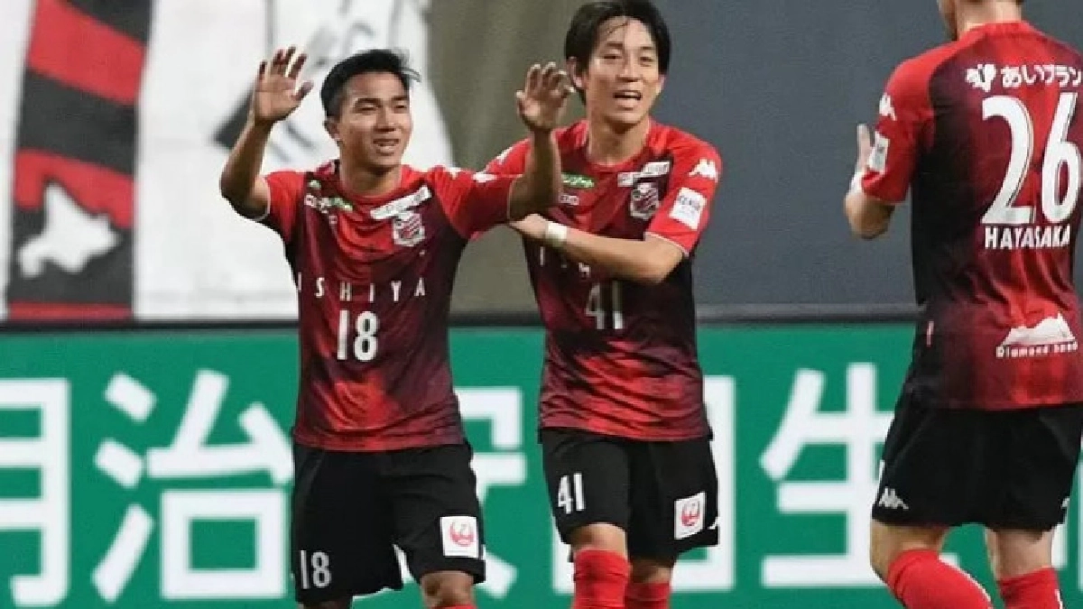 แพงสุดแข้งไทย! ซัปโปโร ตั้งค่าตัว 'ชนาธิป' 200 ล้านบาท แพงสุดแข้งไทย! ซัปโปโร ตั้งค่าตัว 'ชนาธิป' 200 ล้านบาท
