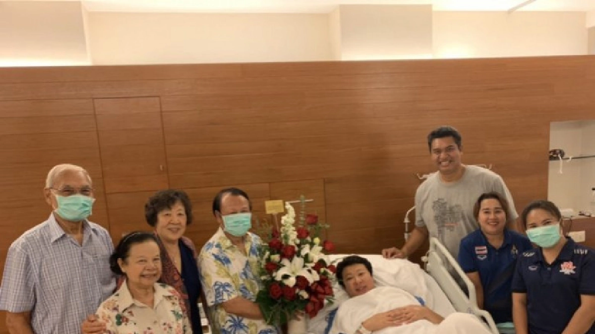 'โค้ชอ๊อด' รับข่าวดีส่งท้ายปี หลังภรรยาให้กำเนิดลูกชาย 'โค้ชอ๊อด' รับข่าวดีส่งท้ายปี หลังภรรยาให้กำเนิดลูกชาย