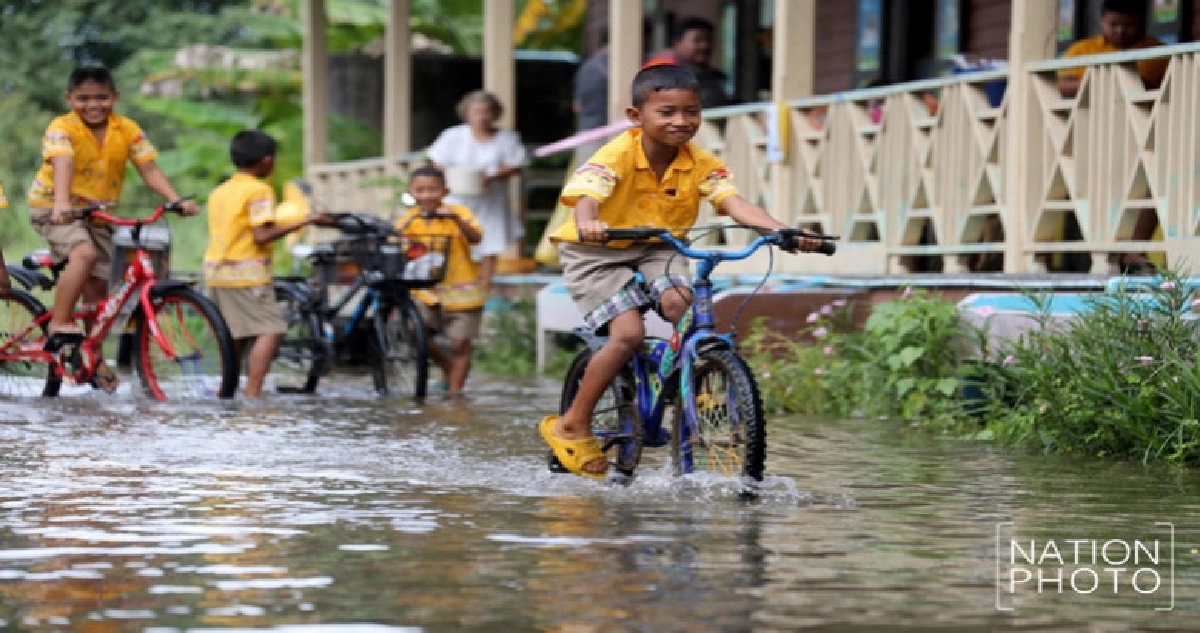 ปีหน้าไม่ท่วม ! "ขุด-ขยาย"คลองผันน้ำเลี่ยงเมืองคอน ! ปีหน้าไม่ท่วม ! "ขุด-ขยาย"คลองผันน้ำเลี่ยงเมืองคอน !