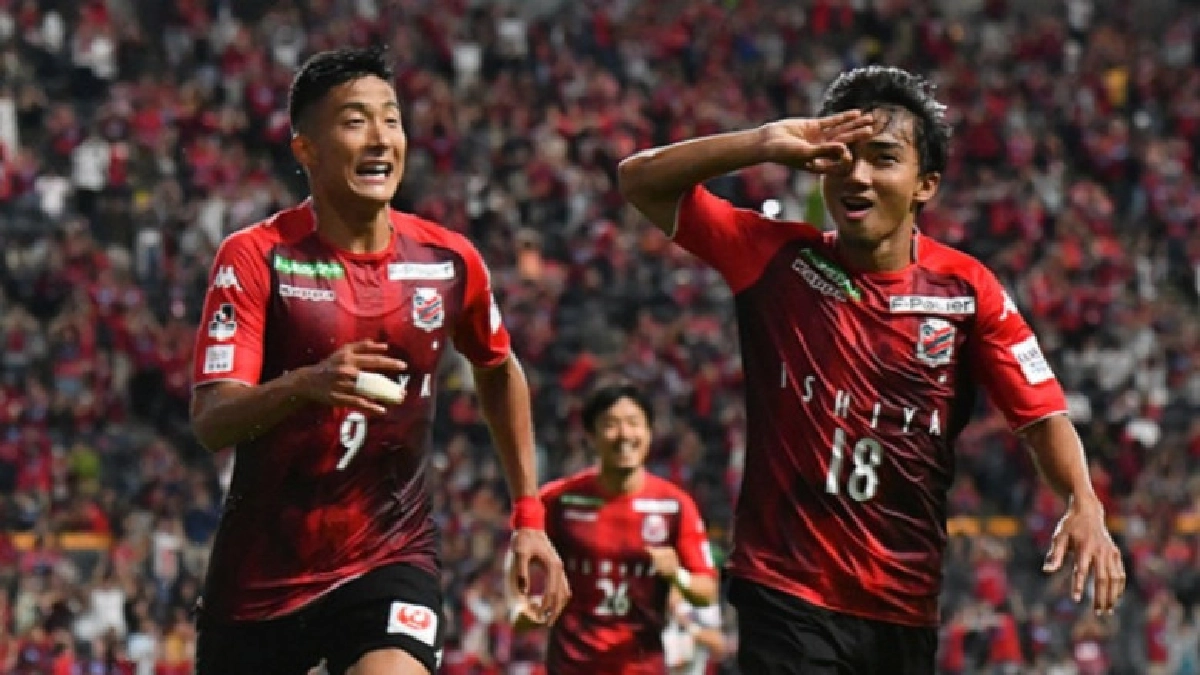 "ชนาธิป"โพสต์ลา"โทคุระ"ย้ายซบเซเรโซ "ชนาธิป"โพสต์ลา"โทคุระ"ย้ายซบเซเรโซ