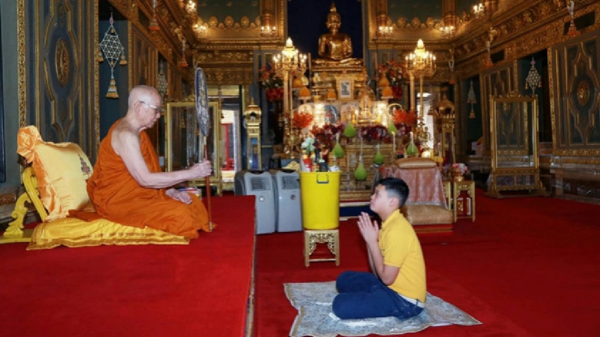 พระองค์เจ้าทีฯ เสด็จไปเฝ้าสมเด็จพระสังฆราช พระองค์เจ้าทีฯ เสด็จไปเฝ้าสมเด็จพระสังฆราช