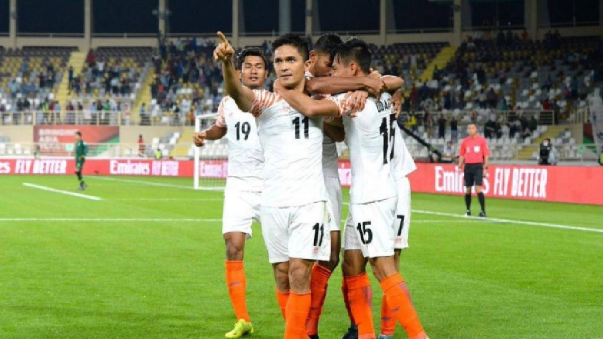 กัปตันอินเดียกระทุ้งประตูในนามทีมชาติ 67 ลูกเหนือ 'เมสซี่' กัปตันอินเดียกระทุ้งประตูในนามทีมชาติ 67 ลูกเหนือ 'เมสซี่'