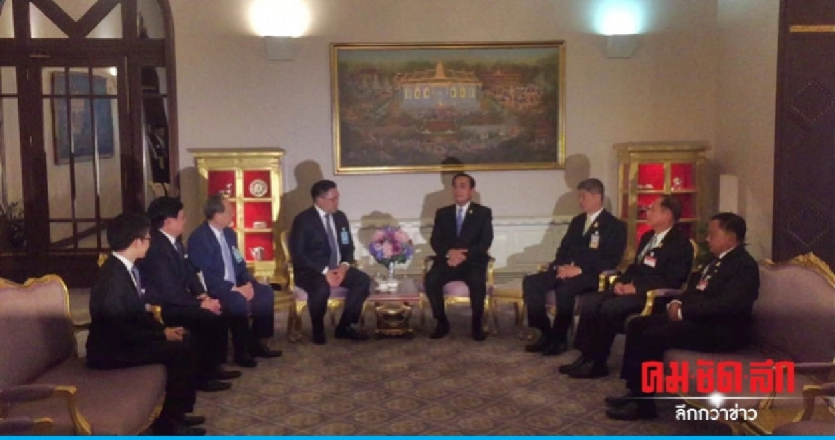 "ประยุทธ์" เปิดห้องรับ "พปชร." "ประยุทธ์" เปิดห้องรับ "พปชร."