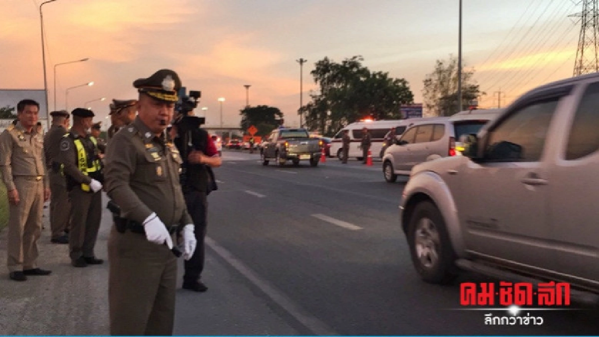 "ศรีวราห์" กำชับ นครบาล-ตชด.ดูแลรถควันดำ-โรงงาน-เผาพืช "ศรีวราห์" กำชับ นครบาล-ตชด.ดูแลรถควันดำ-โรงงาน-เผาพืช
