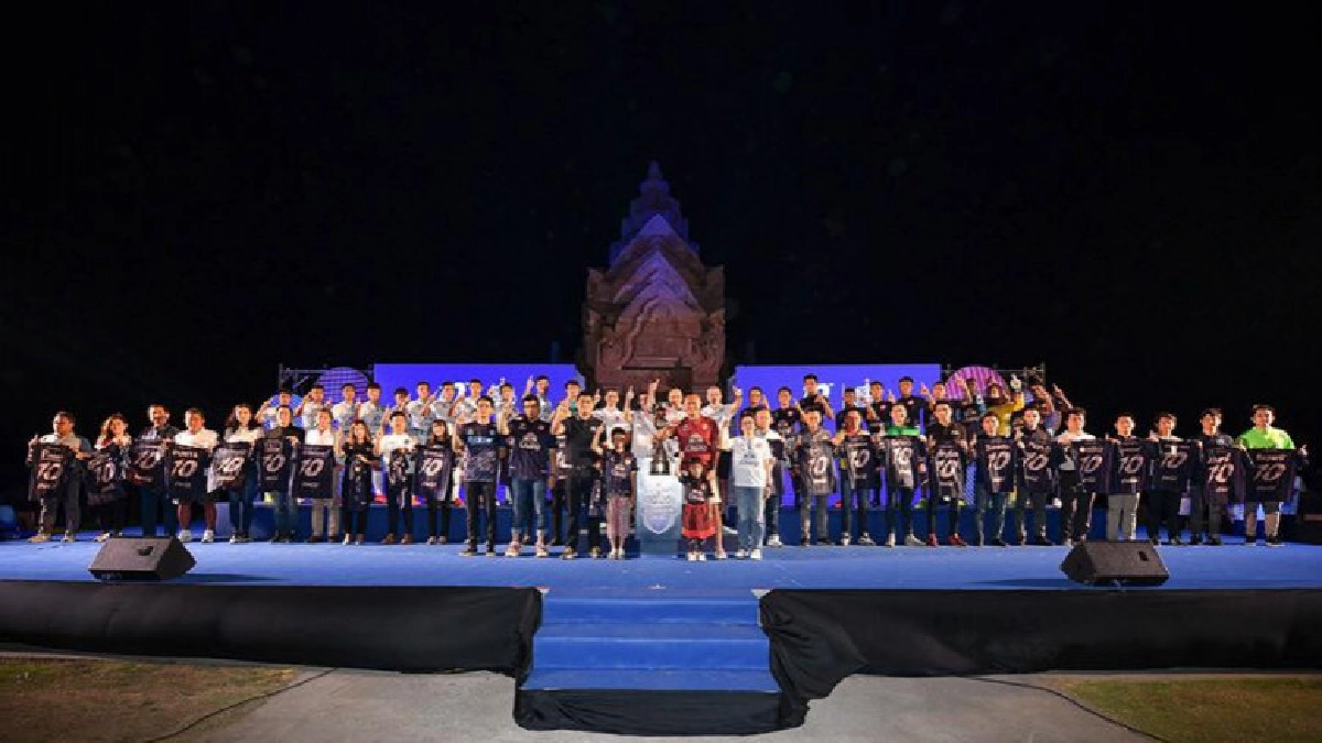 "บุรีรัมย์ ยูไนเต็ด"เปิดตัวขุนพลเซราะกราวสู้ศึกซีซั่นใหม่ "บุรีรัมย์ ยูไนเต็ด"เปิดตัวขุนพลเซราะกราวสู้ศึกซีซั่นใหม่
