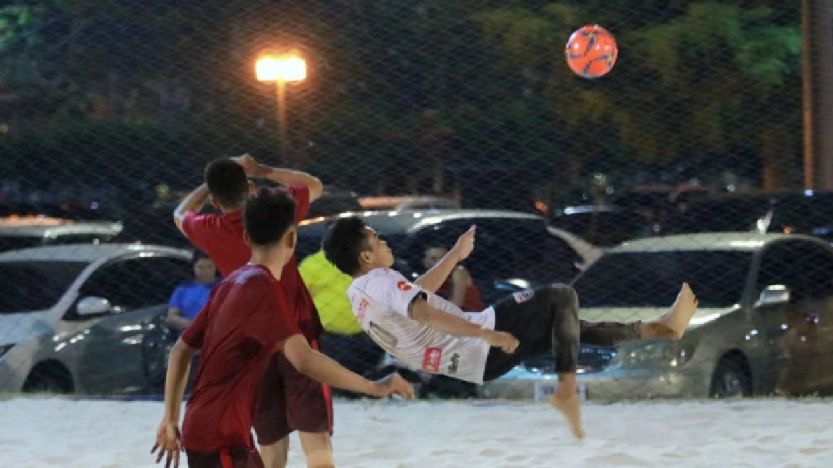 แข้งชายหาด "ช้างศึก" รัว 3 เม็ดโค่นมังกรจีน 3-2 แข้งชายหาด "ช้างศึก" รัว 3 เม็ดโค่นมังกรจีน 3-2