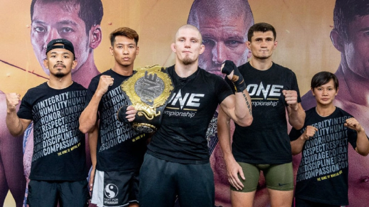 "คาเดสตัม-คิชิกิ้น"ร่วม Open Workout ศึก ONE: REIGN OF VALOR "คาเดสตัม-คิชิกิ้น"ร่วม Open Workout ศึก ONE: REIGN OF VALOR