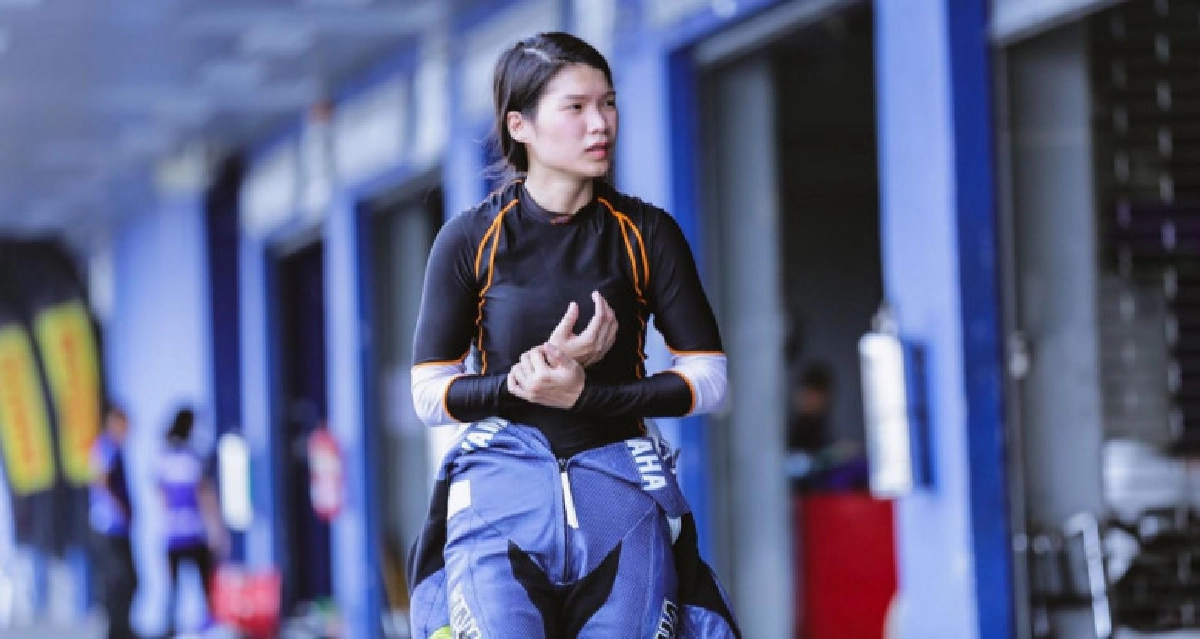 "ตาล" รัชฎา นาคเจริญศรี ฝันเป็นจริงซิ่งชิงแชมป์โลก "ตาล" รัชฎา นาคเจริญศรี ฝันเป็นจริงซิ่งชิงแชมป์โลก
