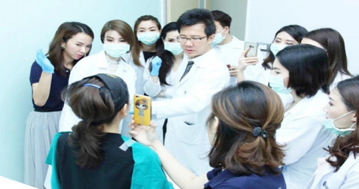 เปิดศูนย์นวัตกรรมความงาม AIC เปิดศูนย์นวัตกรรมความงาม AIC